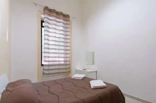 B&B Al Centro Di Palermo Oda ve Kahvaltı